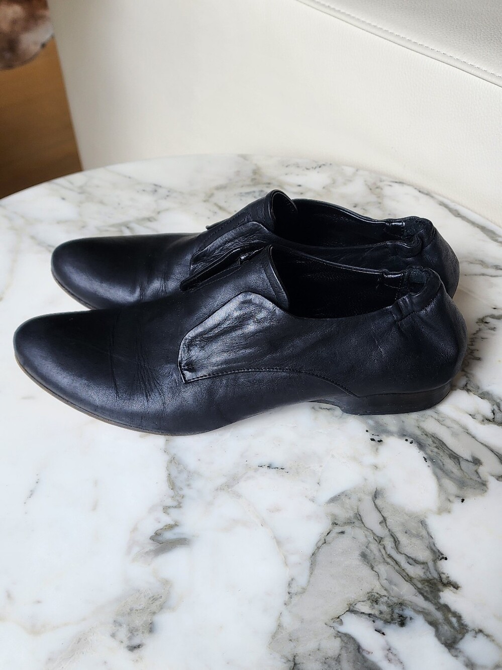 Barneys New York Black Leather Slip-On Loafer Size 7